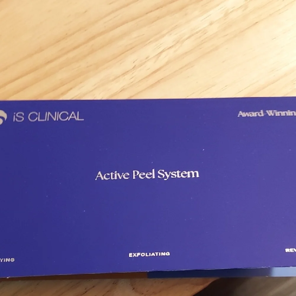 iS Clinical Active Peel System - Blue